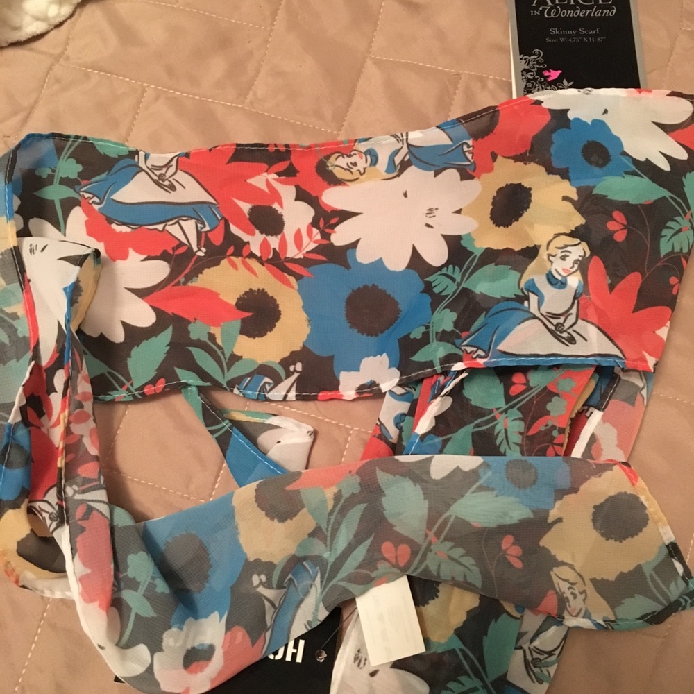 Alice in Wonderland Scarf NWT New